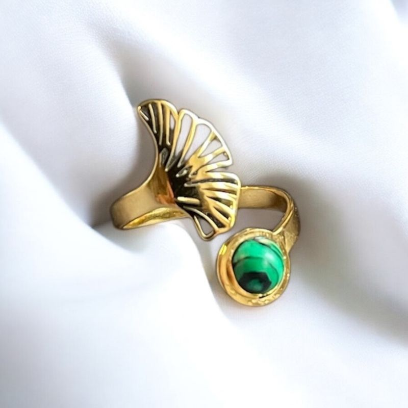 Ginkgo ring — Malachite